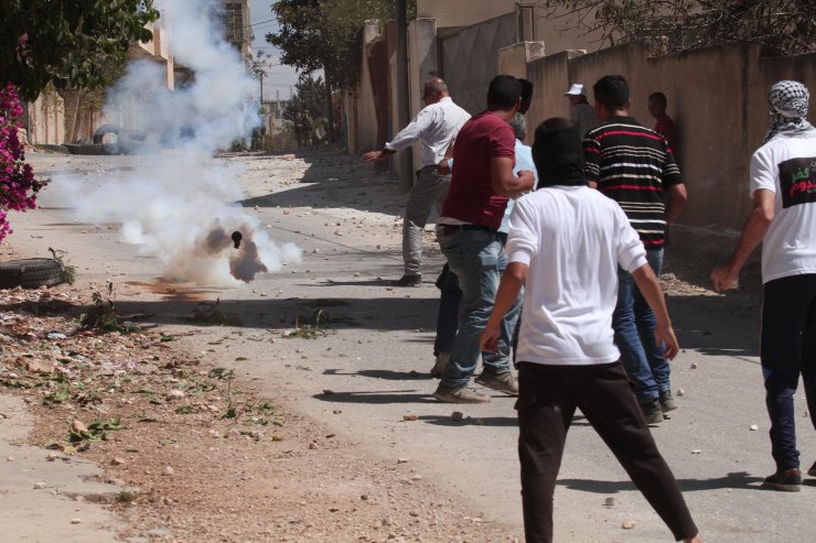 İsrail askerleri Batı Şeria'daki gösterilerde 7 Filistinliyi yaraladı