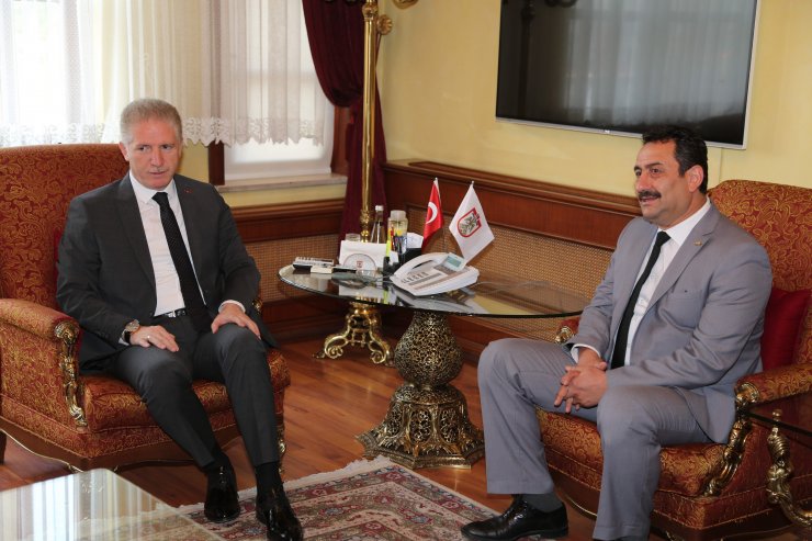 Zabıta müdürü Kayalı, Vali Gül'ü ziyaret etti