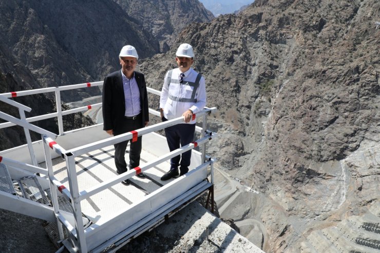 "Yusufelililer eskiye oranla daha güzel bir ilçe merkezine kavuşacaklar"