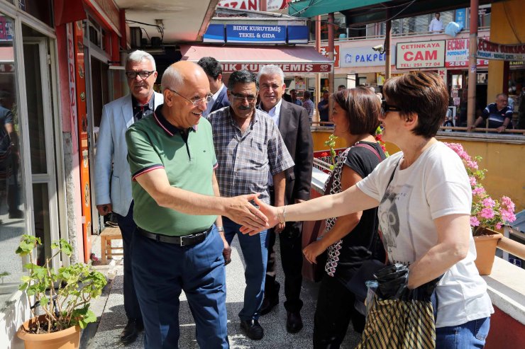 Başkan Yaşar'dan esnaf ziyareti