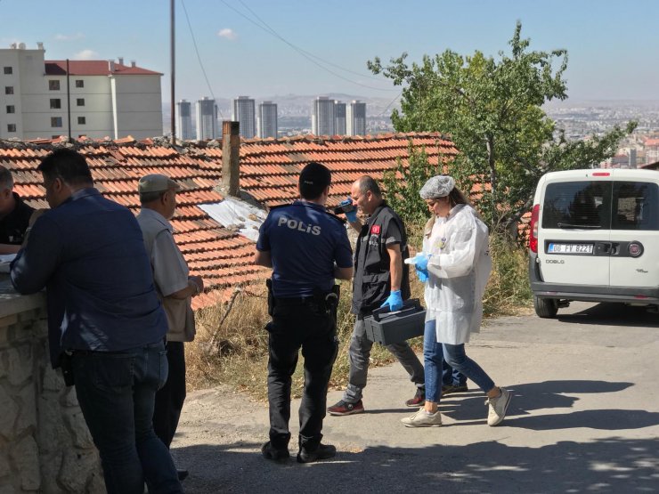 Başkentte gecekonduda erkek cesedi