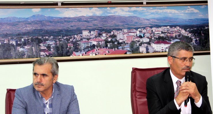 Suşehri Belediyesi'nde personel istişare toplantısı yapıldı