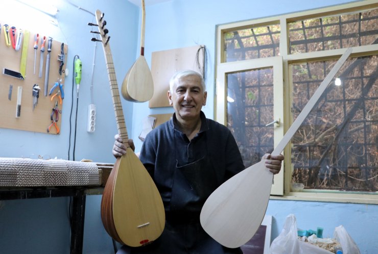 Gündüz haber peşinde akşam "bağlama" üretiminde