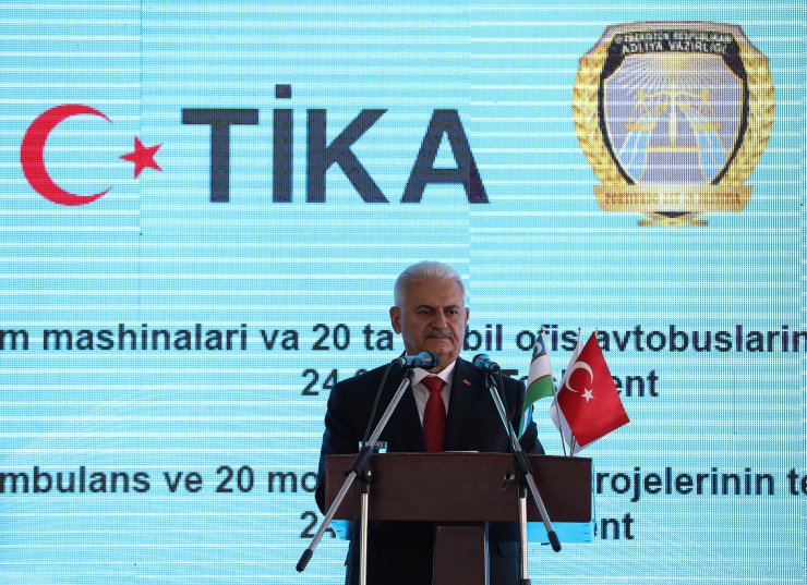 Yıldırım TİKA’nın ambulans ve mobil araç teslim törenine katıldı