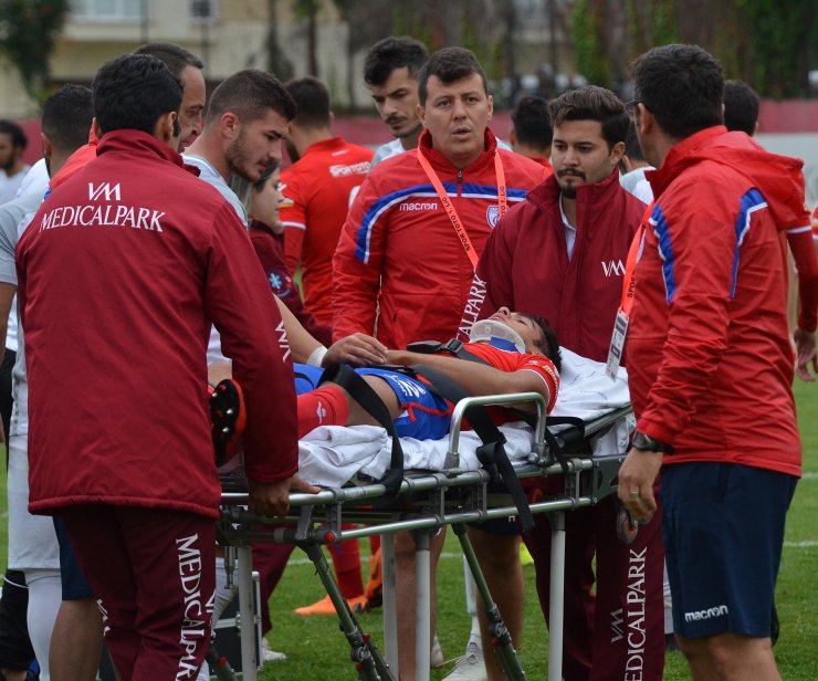 Pendikspor Teknik Direktörü Yücer'den örnek davranış