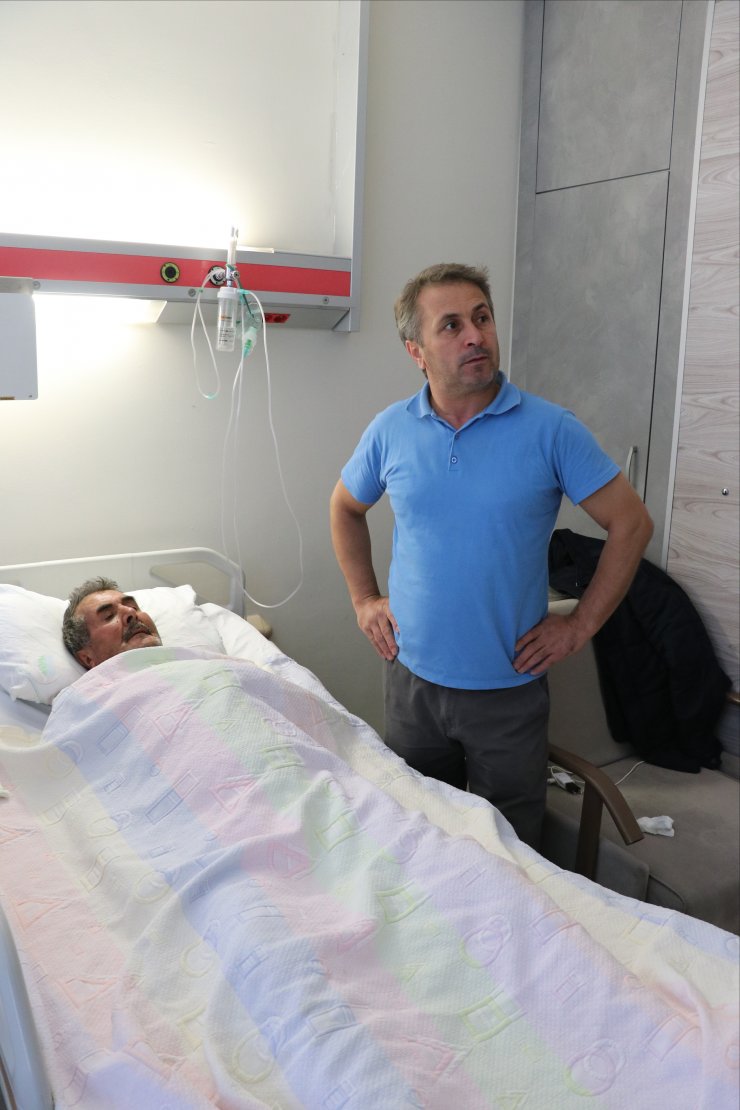 Traktörüyle düştüğü çukurdan kurtarılan adamın sağlık durumu