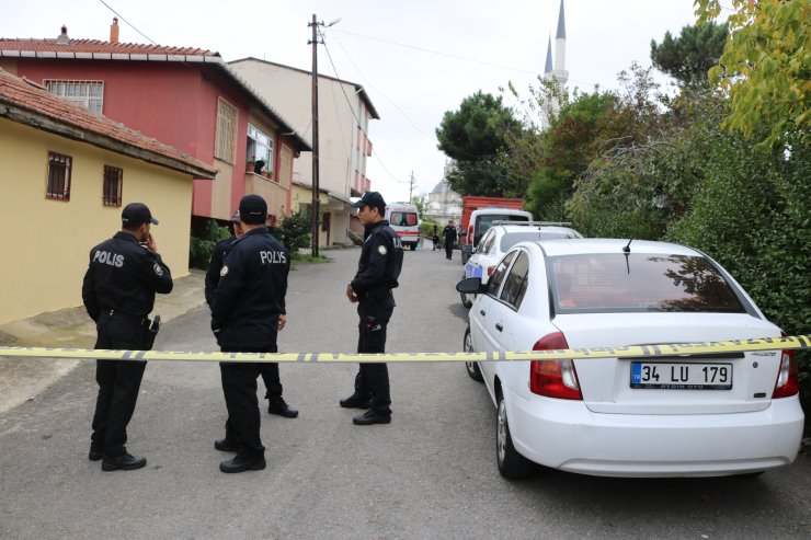 GÜNCELLEME - Pendik'te silahlı kavga: 1 ölü, 3 yaralı