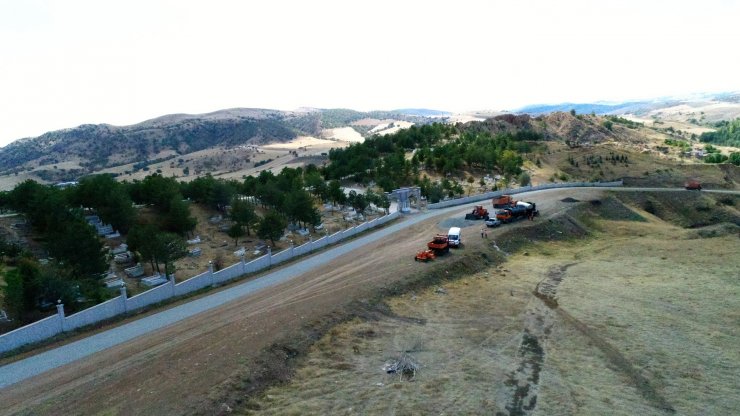 Bahşili'de asfalt çalışmaları devam ediyor