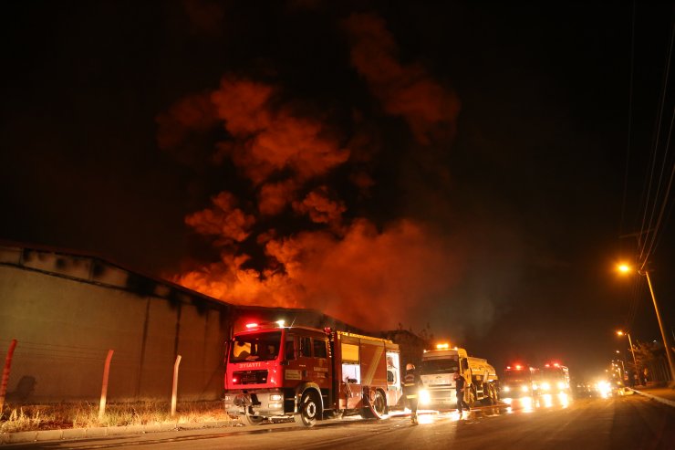 GÜNCELLEME 2 - Kahramanmaraş'ta fabrika yangını