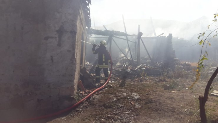 Kulu’da samanlık yangını