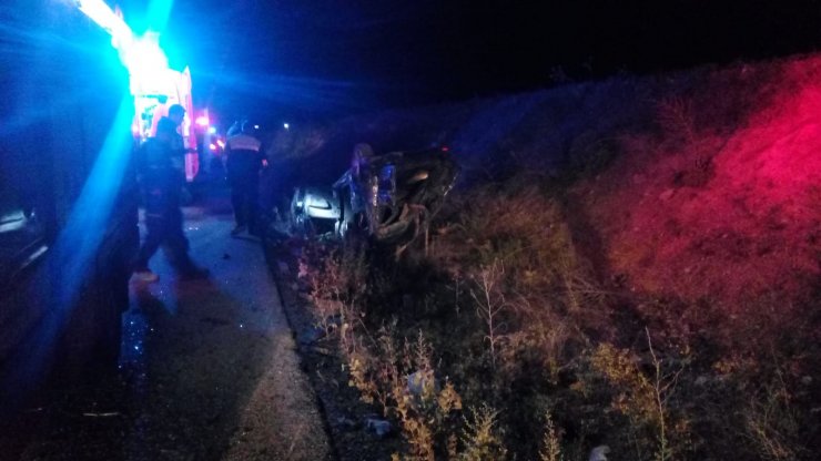 Uşak'ta otomobil devrildi: 1 ölü, 3 yaralı