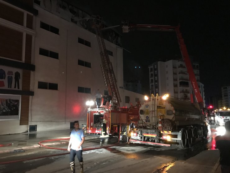 GÜNCELLEME - Mersin'de tekstil fabrikasında yangın