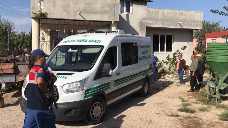 GÜNCELLEME 2 - Adana'da üç çocuk evde ölü bulundu