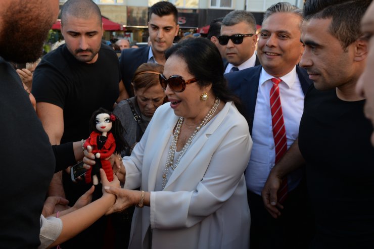 Antalya'da Türkan Şoray Kültür Merkezi açıldı