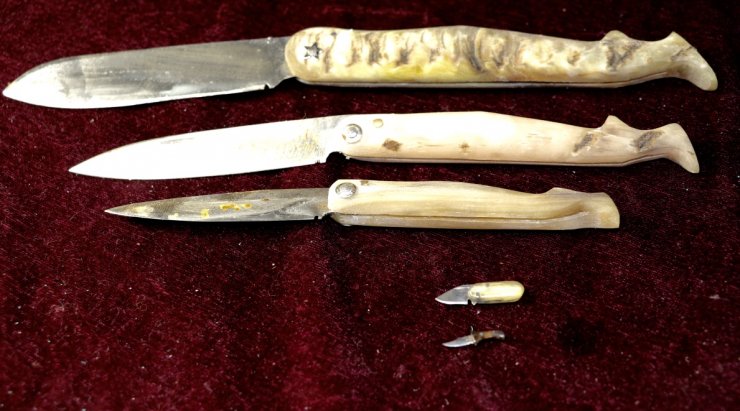 "Şirin Baba"nın mini bıçakları ilgi görüyor