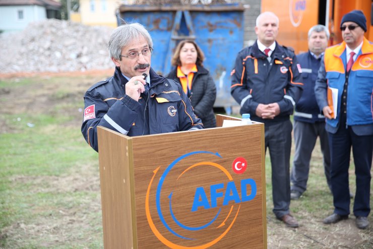 AFAD'dan yıkımına başlanan statta deprem tatbikatı