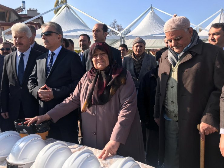 Hayırsever çiftten eğitime destek