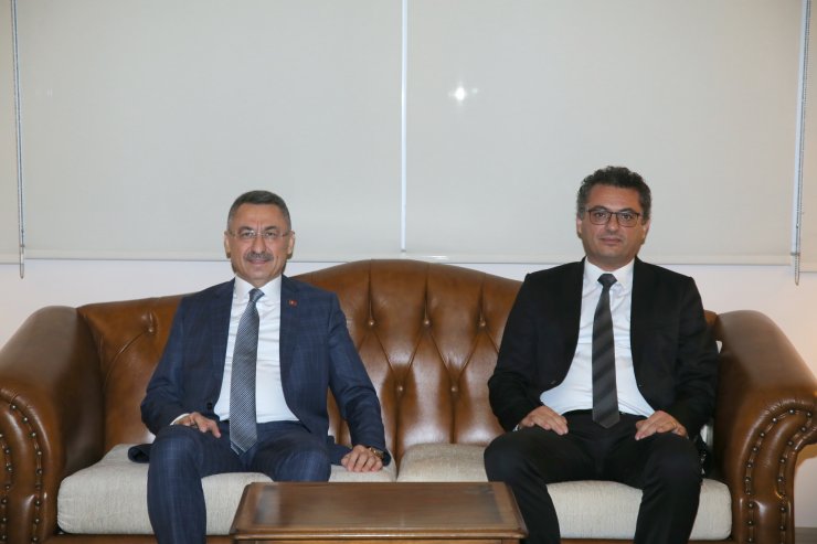 Cumhurbaşkanı Yardımcısı Oktay KKTC'ye geldi
