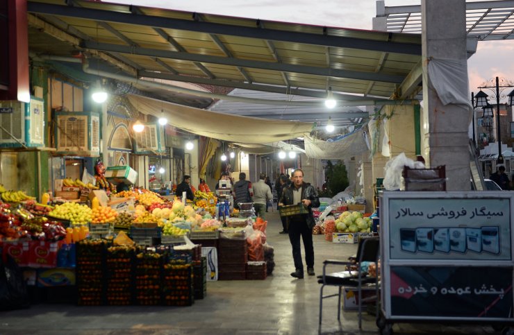 Nahçıvan'dan günlük alışveriş için İran'a geçiyorlar