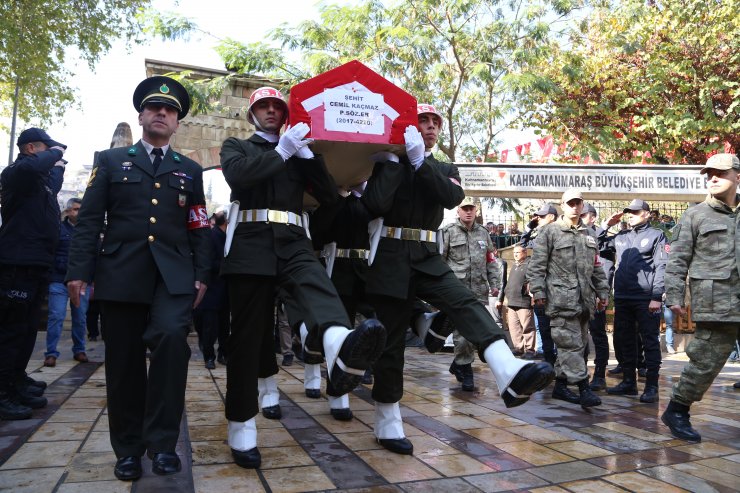 Şehit Kaçmaz, son yolculuğuna uğurlandı
