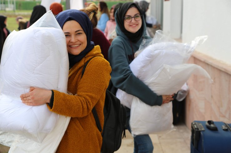 10 bin kişilik yurtta öğrenci alımına başlandı