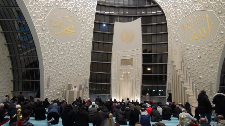 Almanya'da Mevlit Kandili