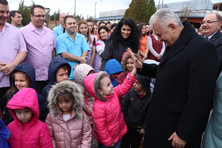 "Ancak bir araya gelirsek aydınlık günlere ulaşabiliriz"