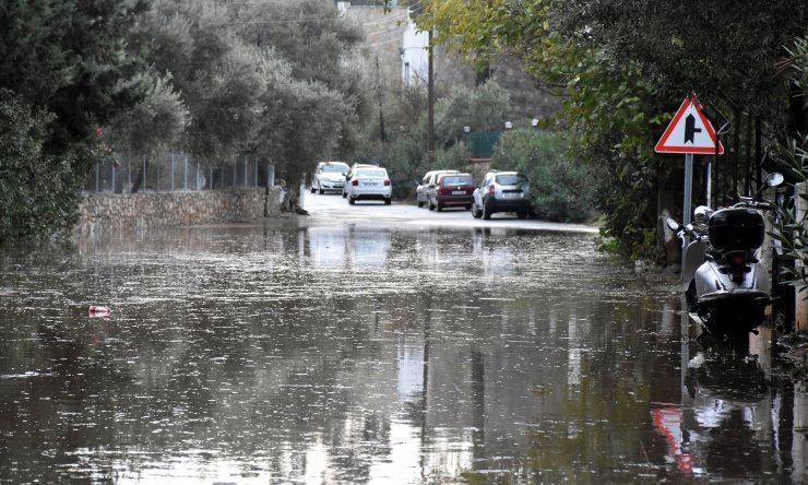 "Bir can kaybı olmadan sel tehlikesini atlattık"