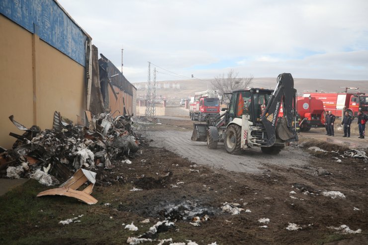 Kayseri'de tekstil fabrikasında çıkan yangın söndürüldü