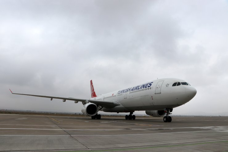 "Çingene Kızı" mozaiğinin parçaları evine döndü