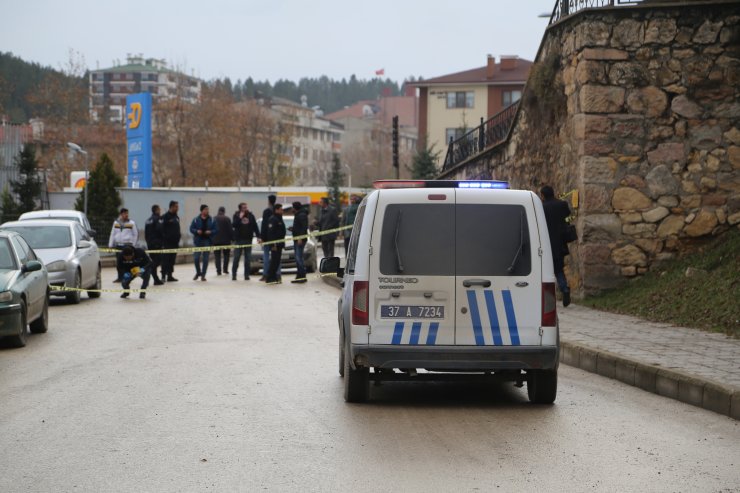 GÜNCELLEME - Kastamonu'da lise öğrencileri arasında silahlı kavga: 1 ölü