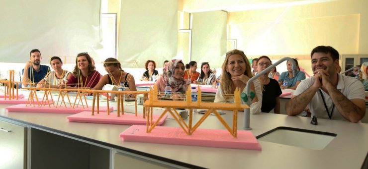 TİKA'dan Batı Trakya'daki soydaş öğretmenlere eğitim