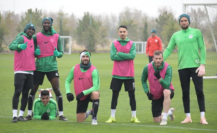 Atiker Konyaspor'da durmak yok