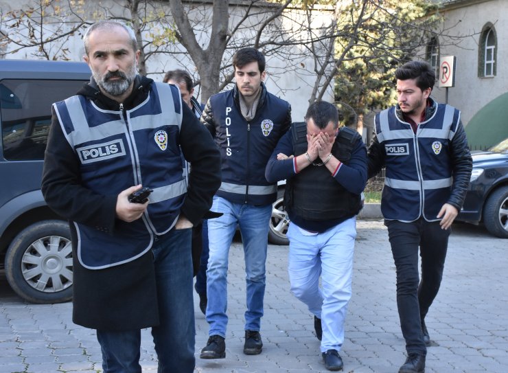 GÜNCELLEME - Boşanmak üzere olduğu eşini öldüren zanlı tutuklandı