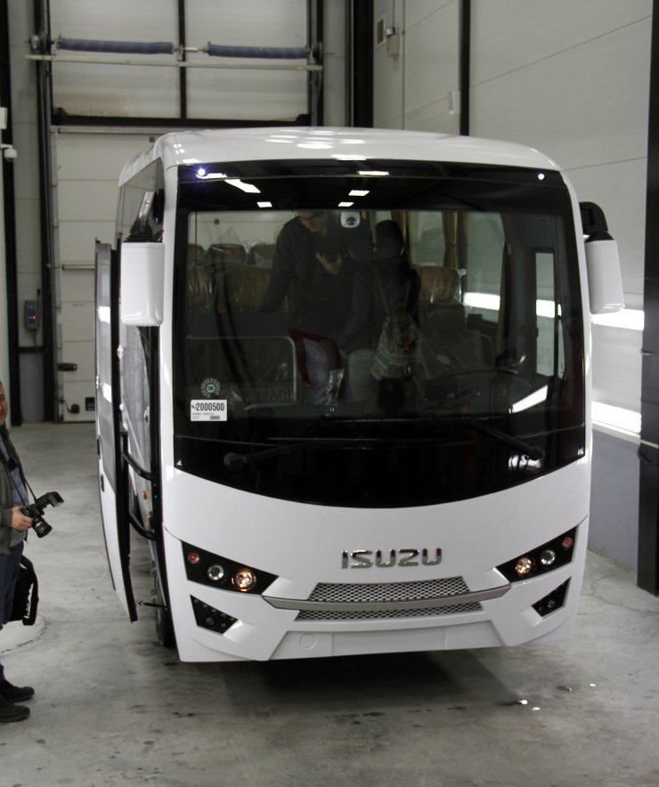 Isuzu Novo, yeni okul servisi yönetmeliğine uygun