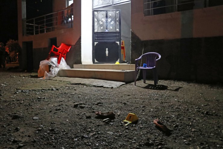 GÜNCELLEME - Cinnet getiren baba eşini ve çocuklarını vurdu: 2 ölü, 2 yaralı