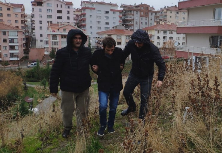 Firari cinayet zanlısı kulübede yakalandı