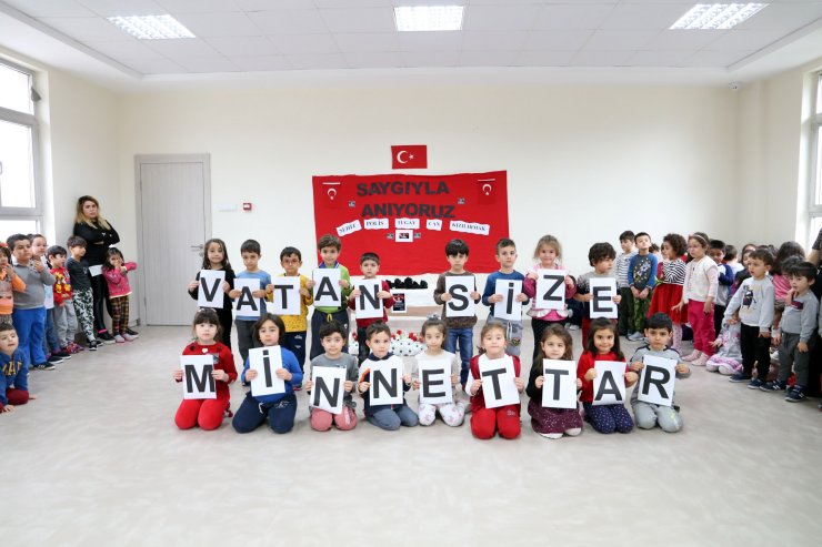 Minik öğrenciler, şehit polis memurunu andı