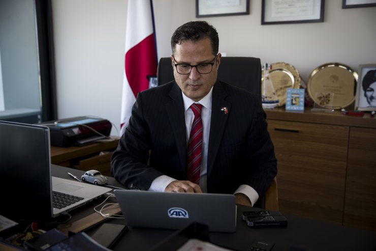 Panamalı Büyükelçi AA'nın "Yılın Fotoğrafları" oylamasına katıldı