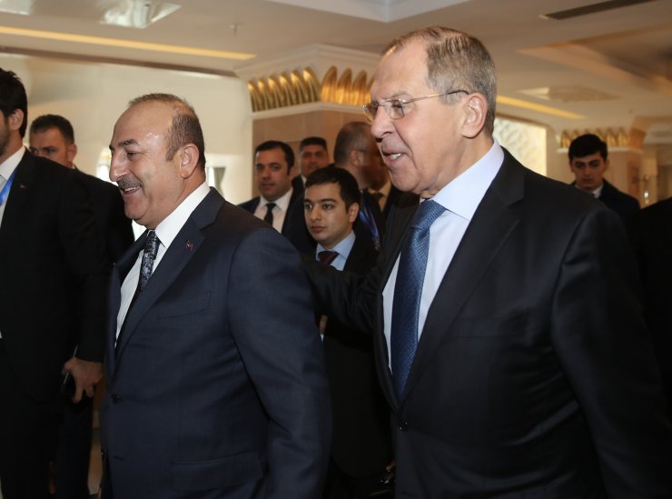 Çavuşoğlu ve Lavrov Bakü'de görüştü