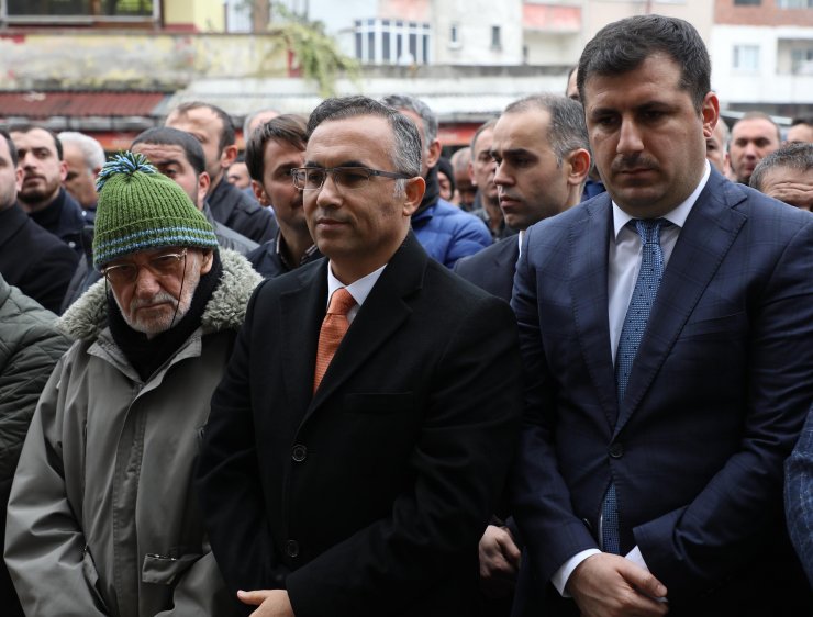 Oğlunun şehit olduğu gün yanına defnedildi