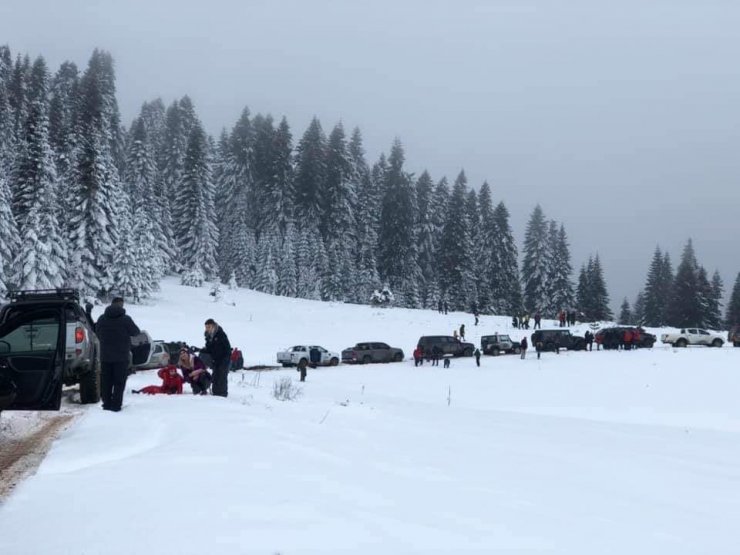 Off-road tutkunlarından "kar safarisi"