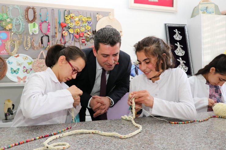 Özel öğrenciler meslek öğreniyor