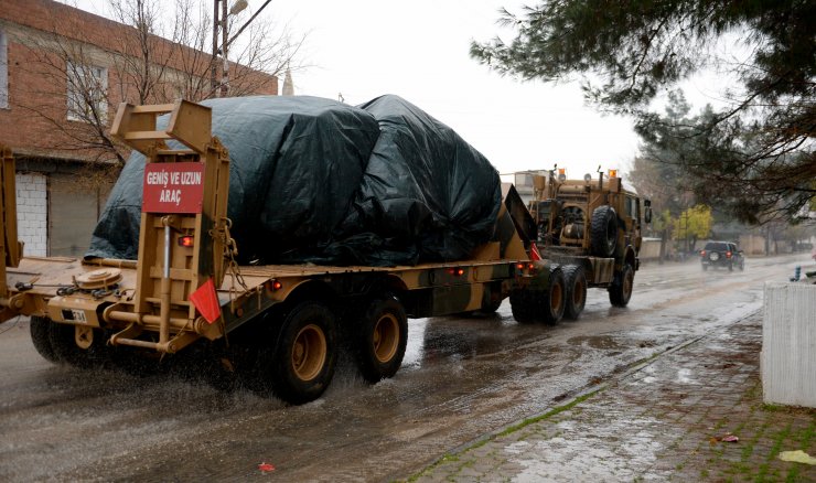 Suriye sınırına askeri sevkiyat