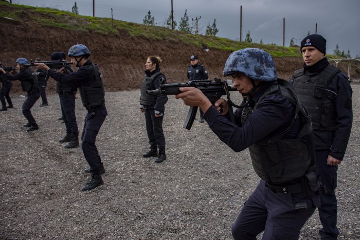 Polis adaylarının zorlu eğitimi