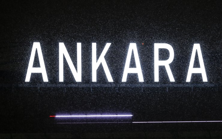 Başkente yeni yılın ilk karı yağdı