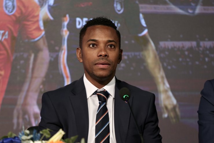 Robinho, resmen Medipol Başakşehir'de
