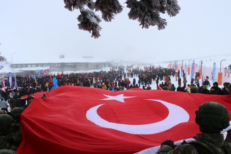 Sarıkamış şehitleri Erciyes'te anıldı