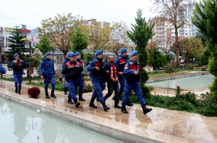 GÜNCELLEME - Anne ve babasını öldüren zanlı tutuklandı