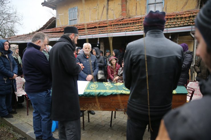 Kazada ölen motosiklet sürücüsü kaskını takmamış